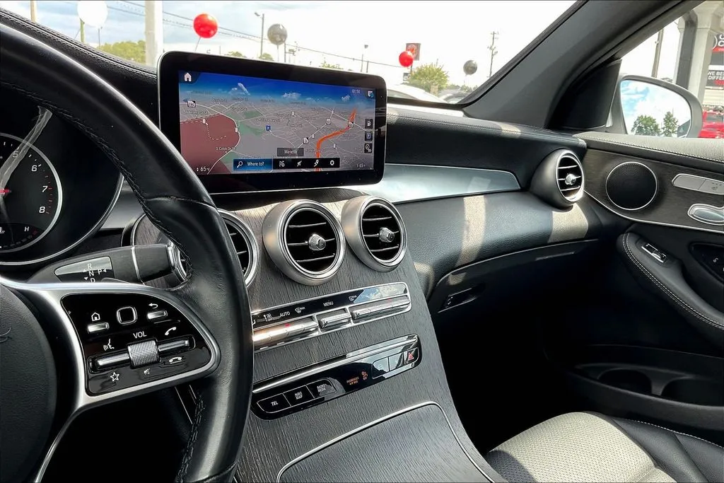 Mercedes-Benz GLC photo 11