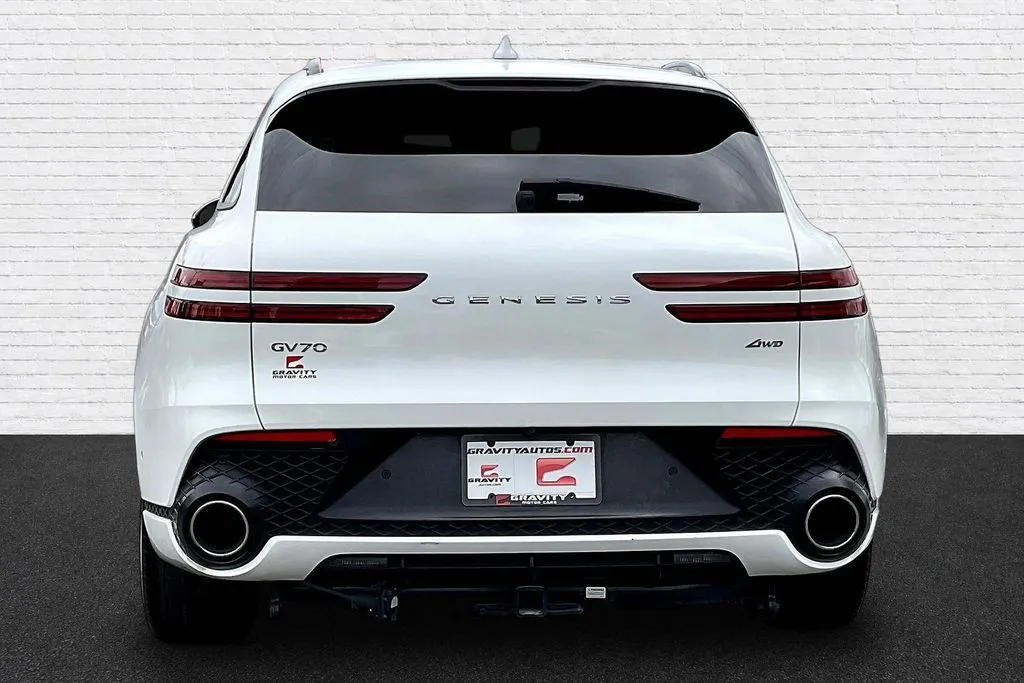 Genesis GV70 photo 5