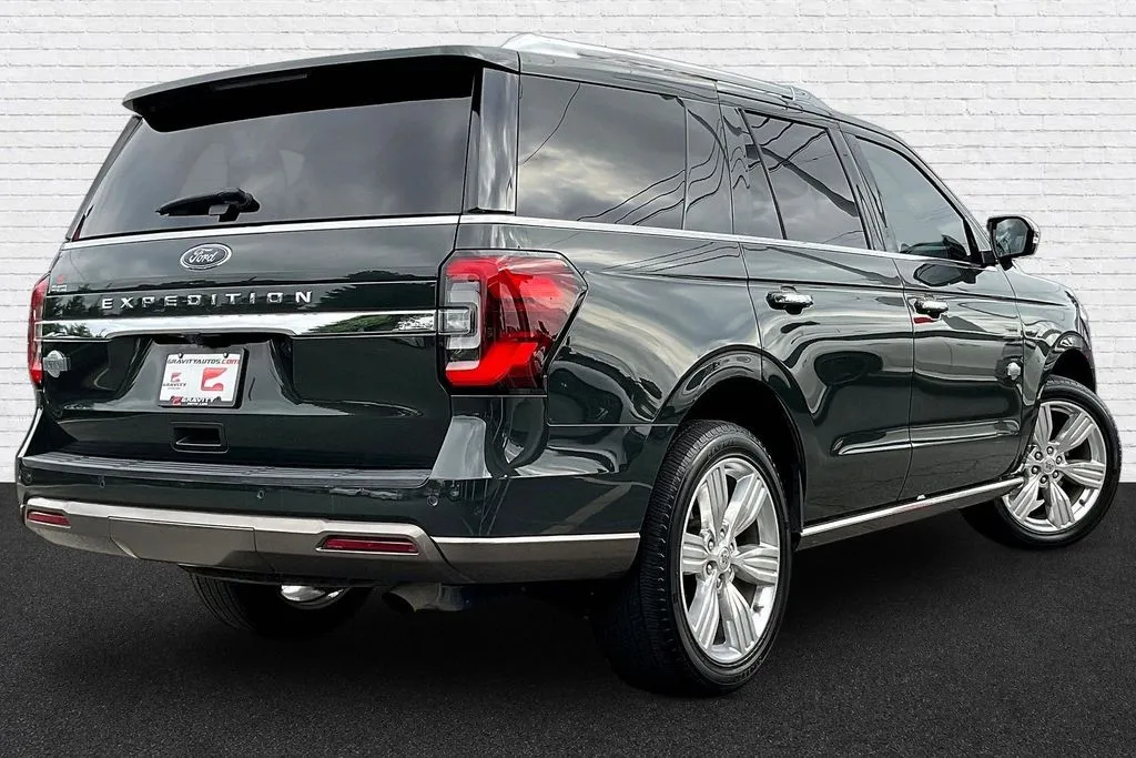 Ford Expedition photo 6