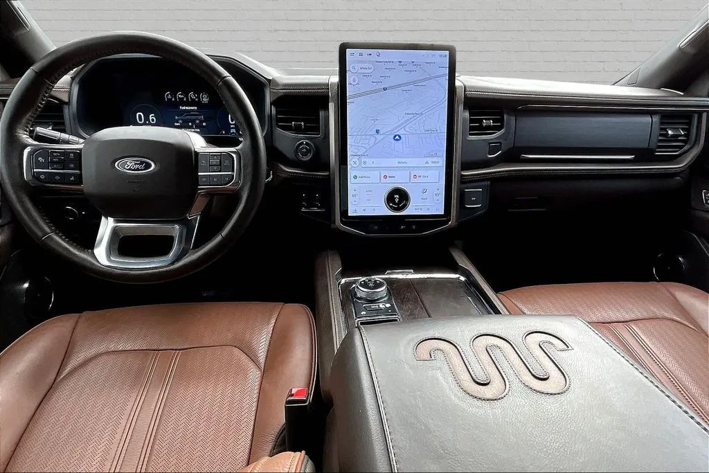 Ford Expedition photo 7
