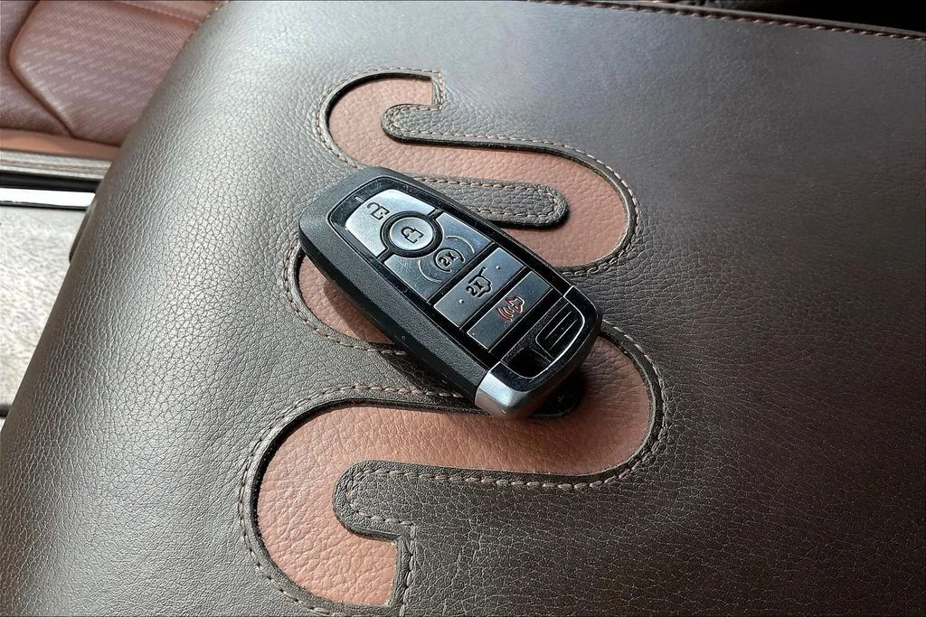 Ford Expedition photo 32