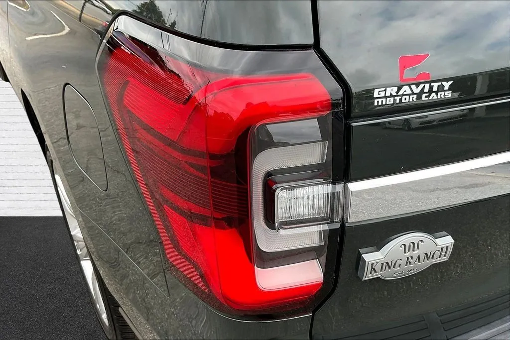 Ford Expedition photo 21