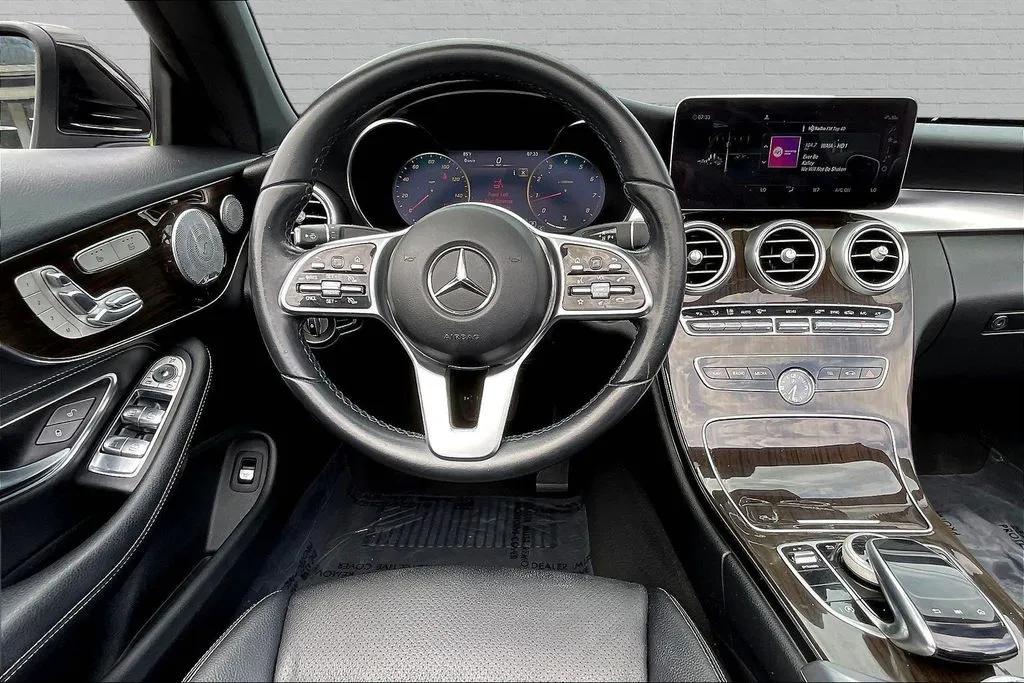 Mercedes-Benz C-Class photo 8