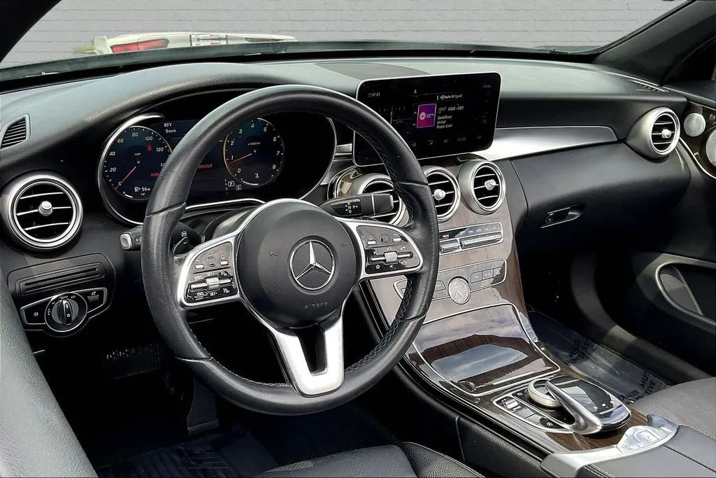 Mercedes-Benz C-Class photo 15