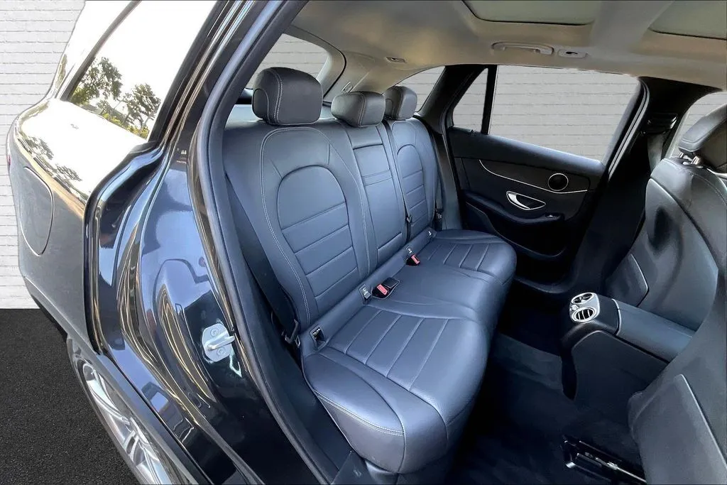 Mercedes-Benz GLC photo 20