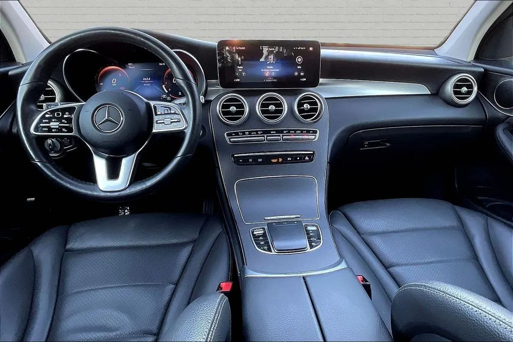 Mercedes-Benz GLC photo 4