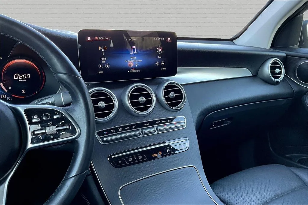 Mercedes-Benz GLC photo 6
