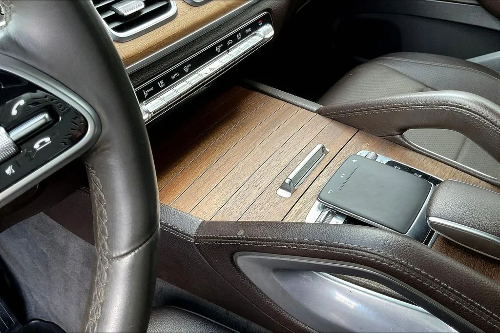 Mercedes-Benz GLE photo 8
