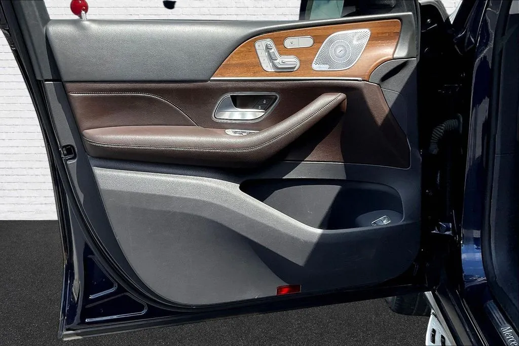 Mercedes-Benz GLE photo 10