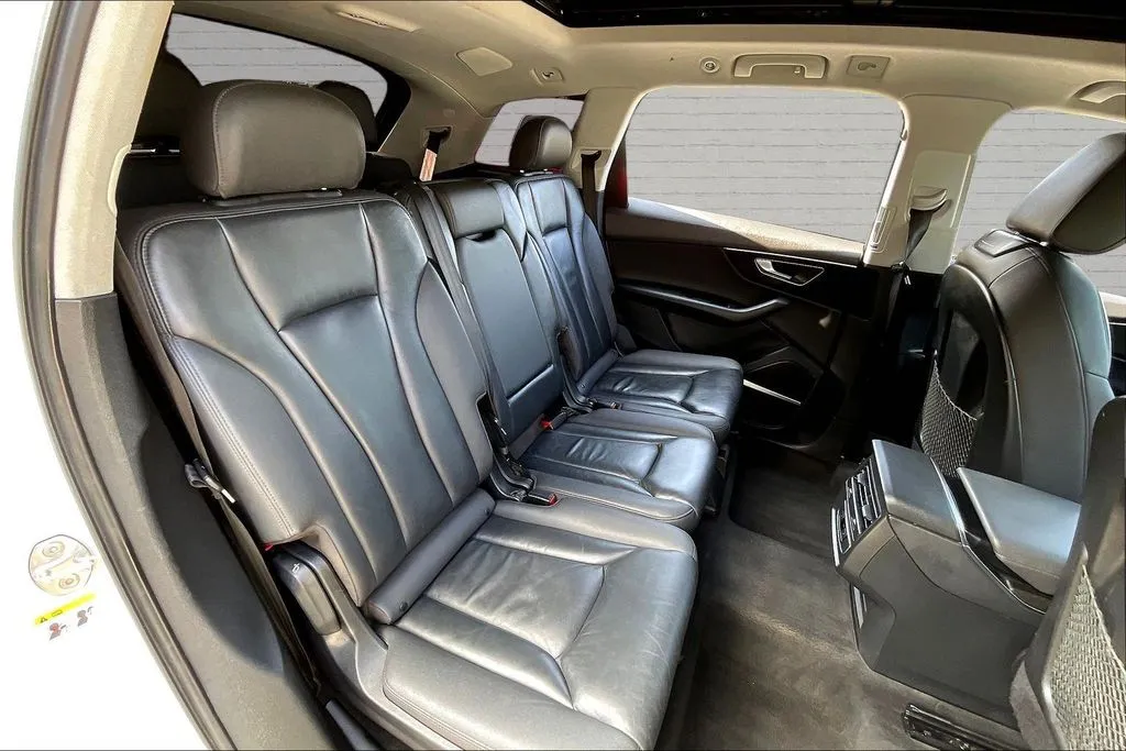 Audi Q7 photo 21