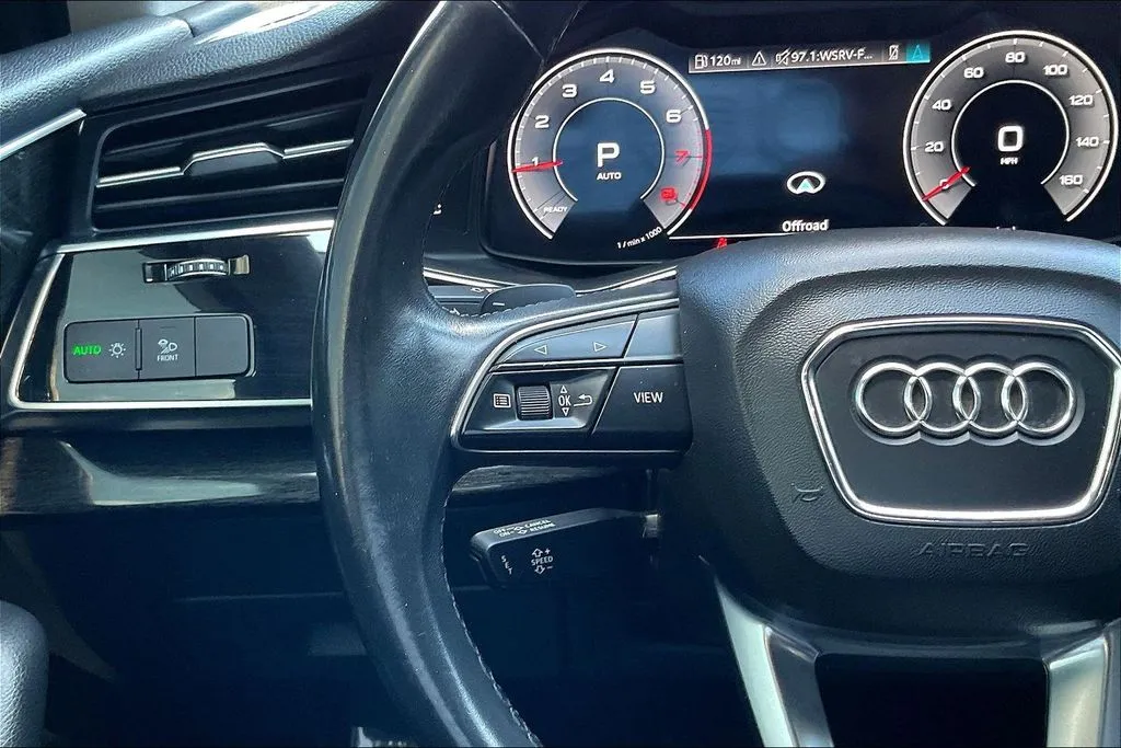 Audi Q7 photo 9