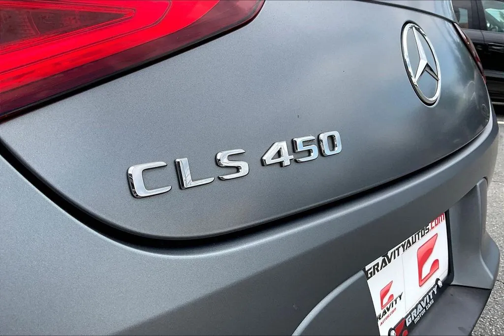Mercedes-Benz CLS photo 23