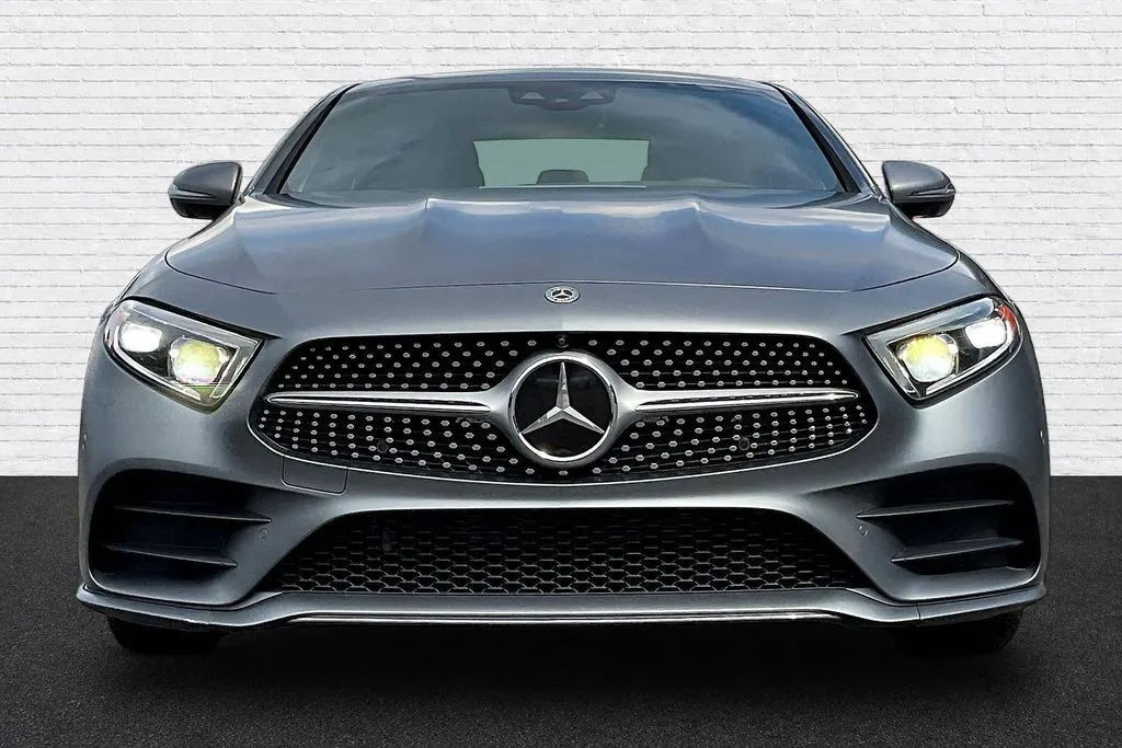 Mercedes-Benz CLS photo 2