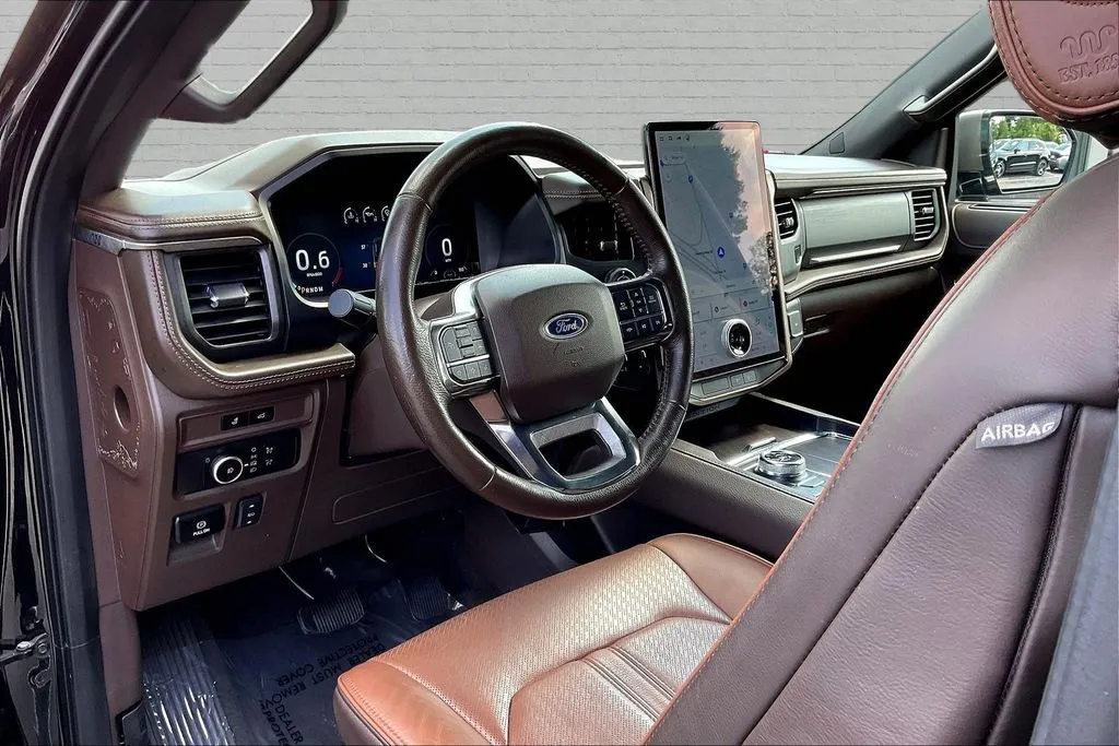 Ford Expedition photo 17