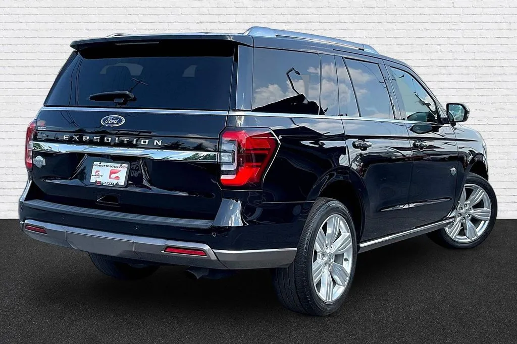 Ford Expedition photo 6