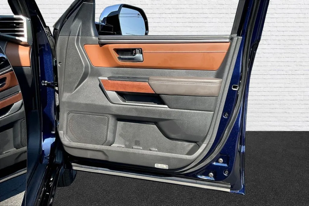 Toyota Tundra photo 27