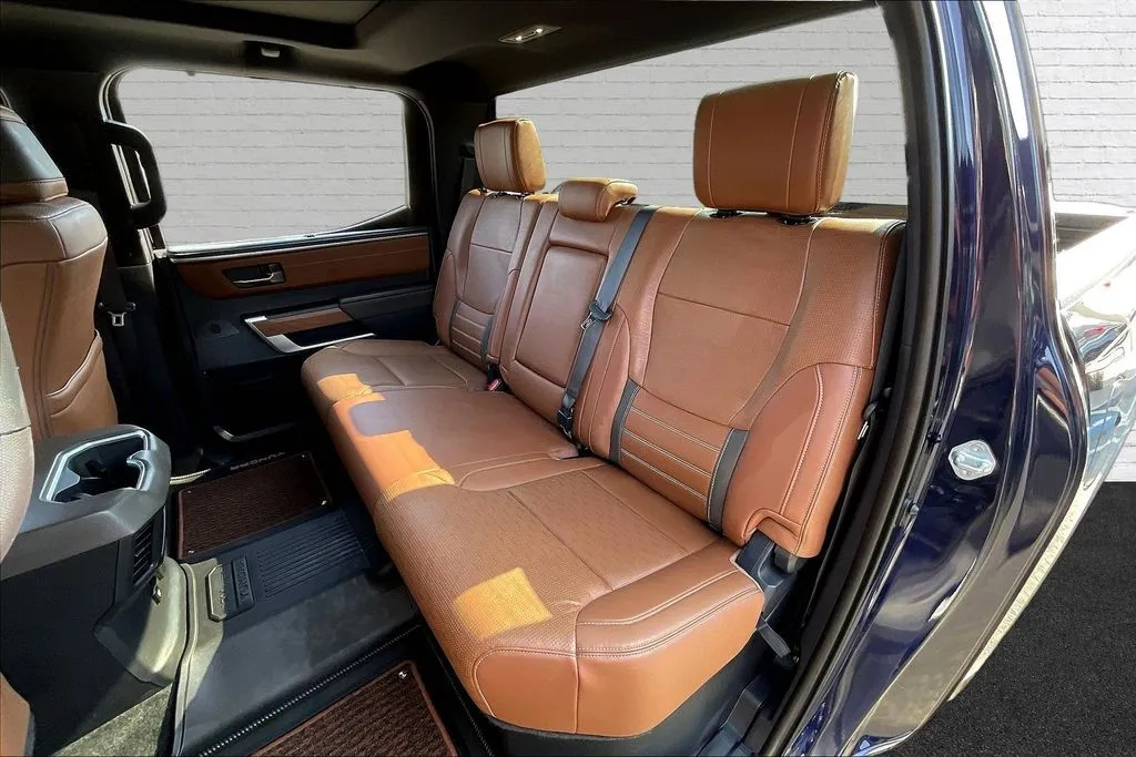 Toyota Tundra photo 21