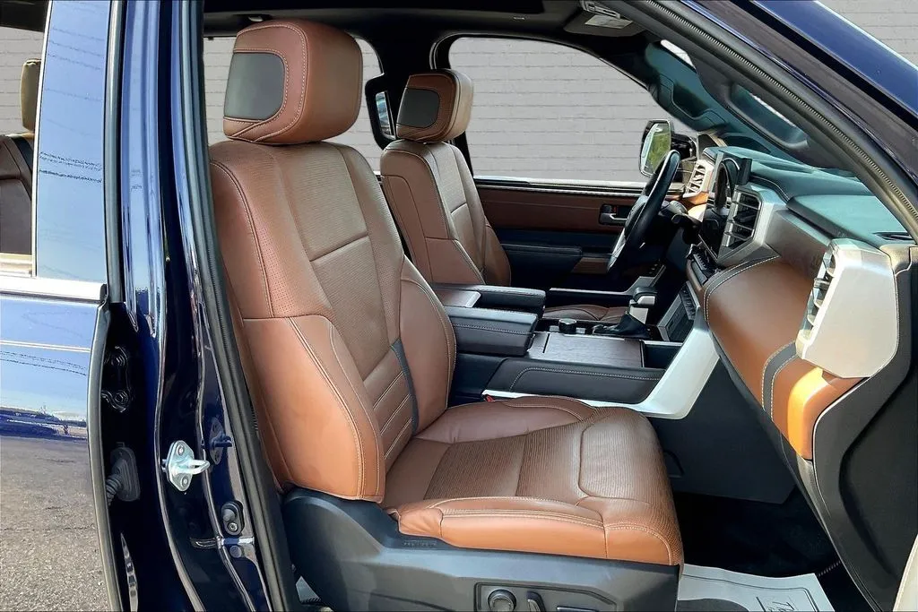 Toyota Tundra photo 28