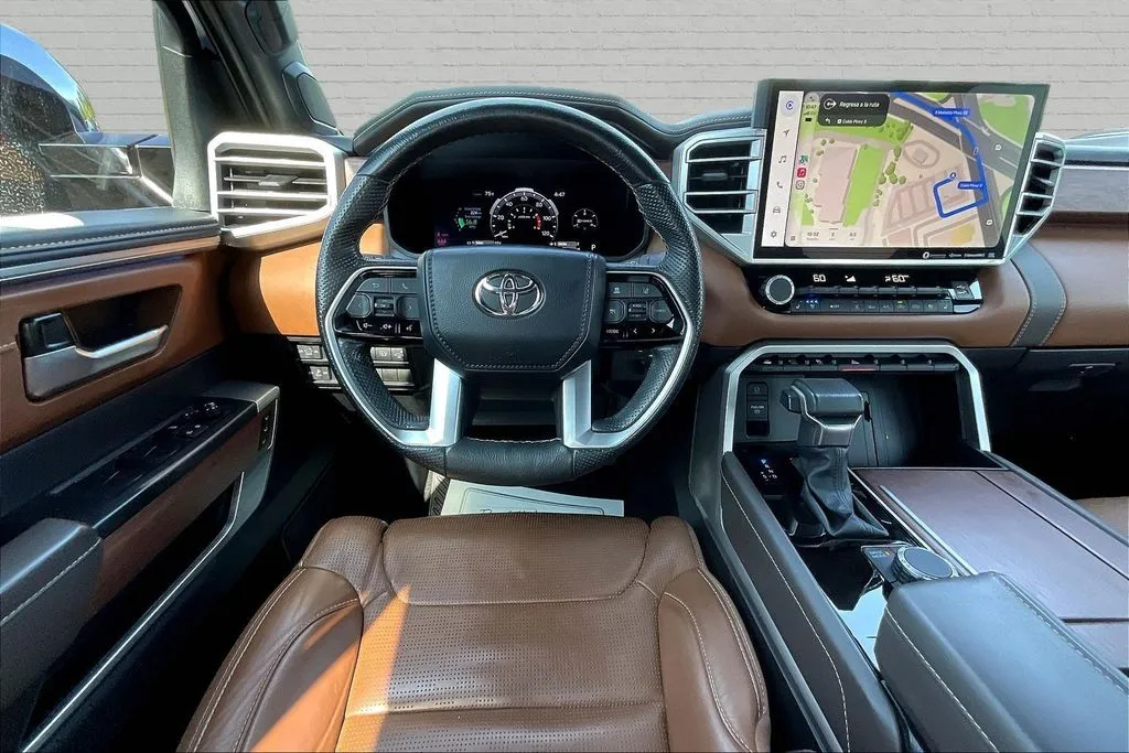 Toyota Tundra photo 8