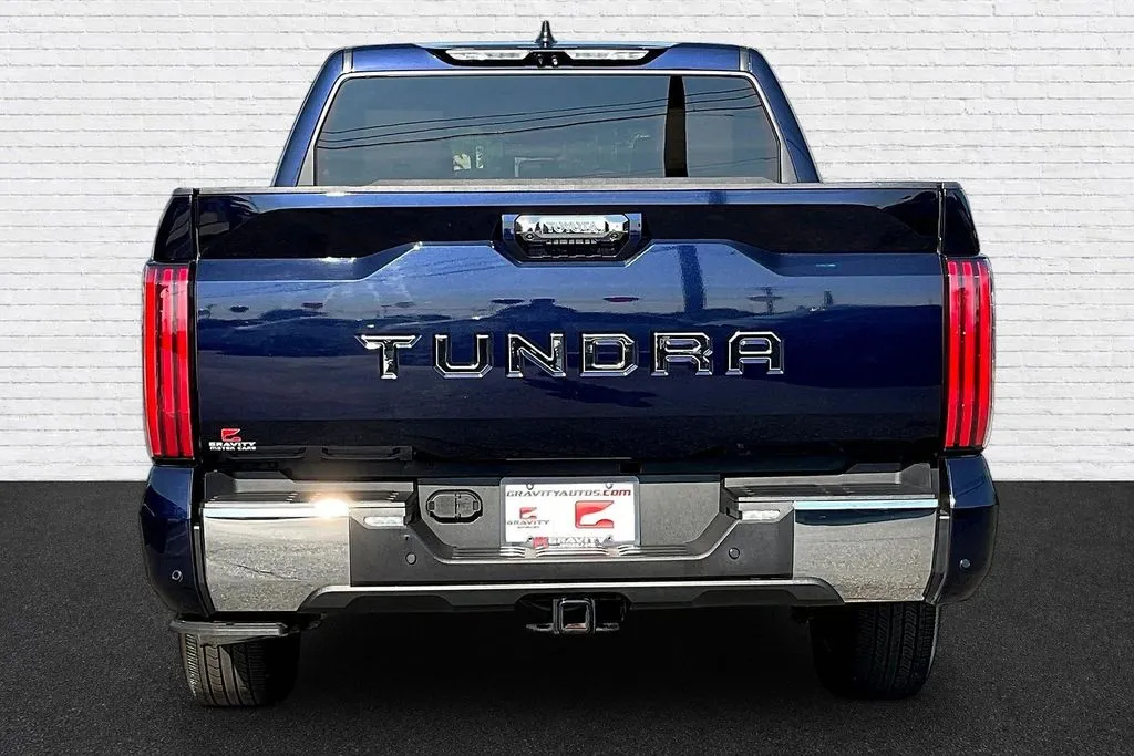 Toyota Tundra photo 5