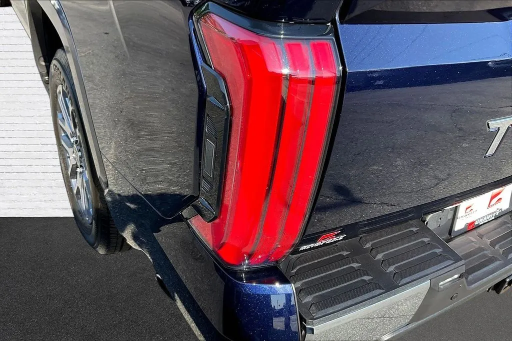 Toyota Tundra photo 22