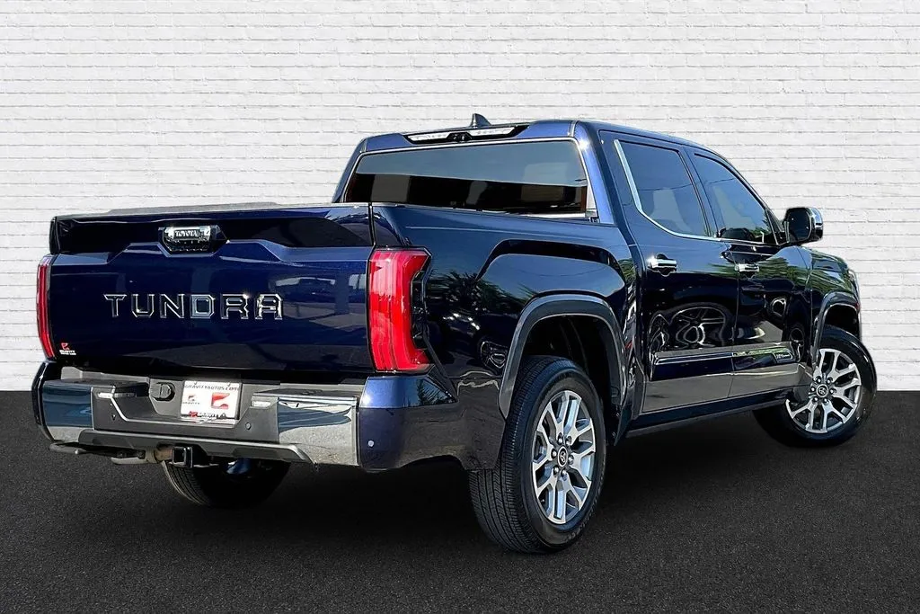 Toyota Tundra photo 6