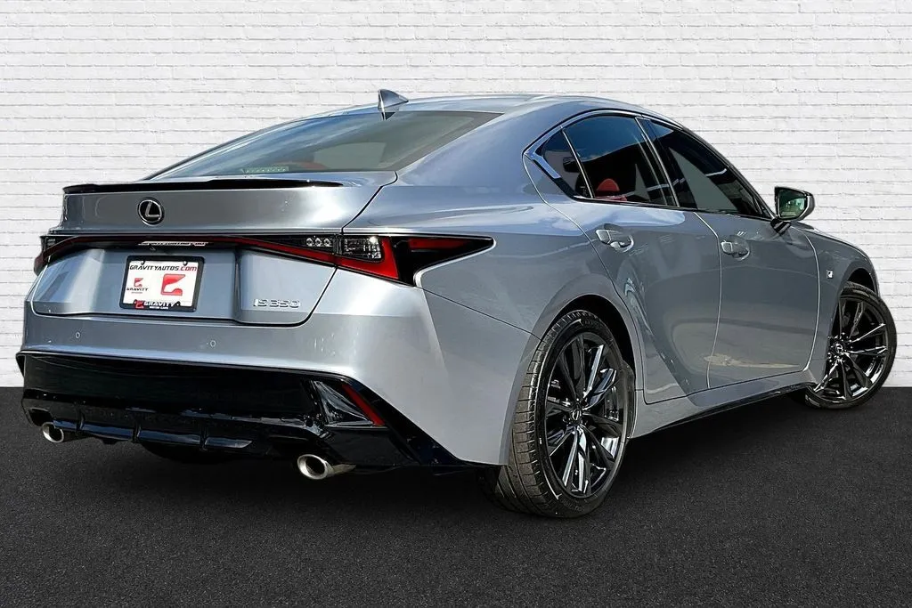 Lexus IS photo 6