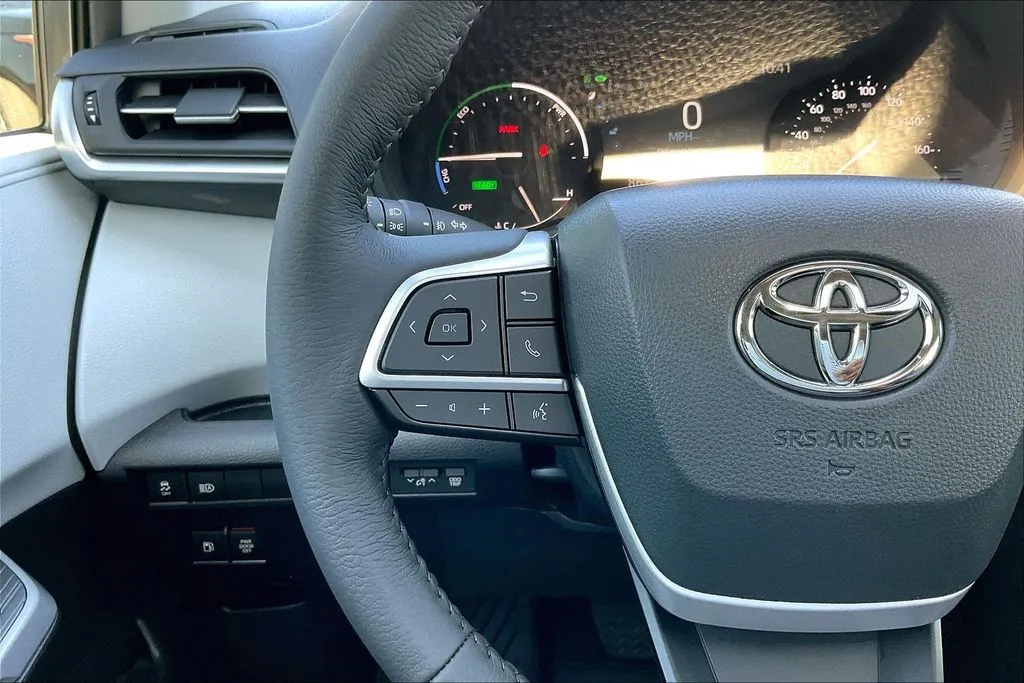 Toyota Sienna photo 11