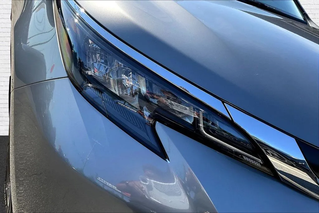 Toyota Sienna photo 32