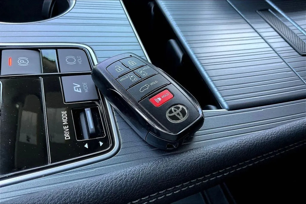 Toyota Sienna photo 35
