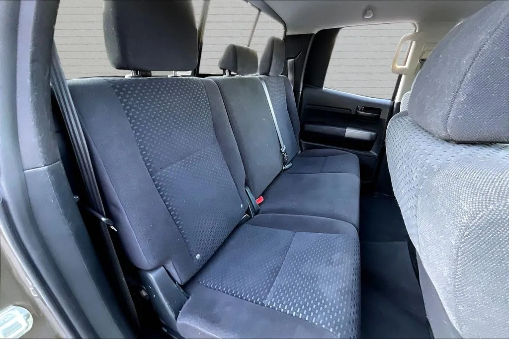 Toyota Tundra photo 5