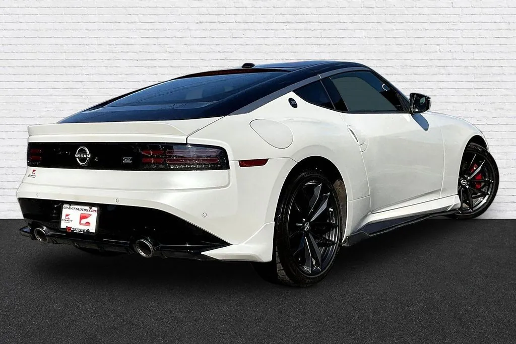 Nissan Z photo 6