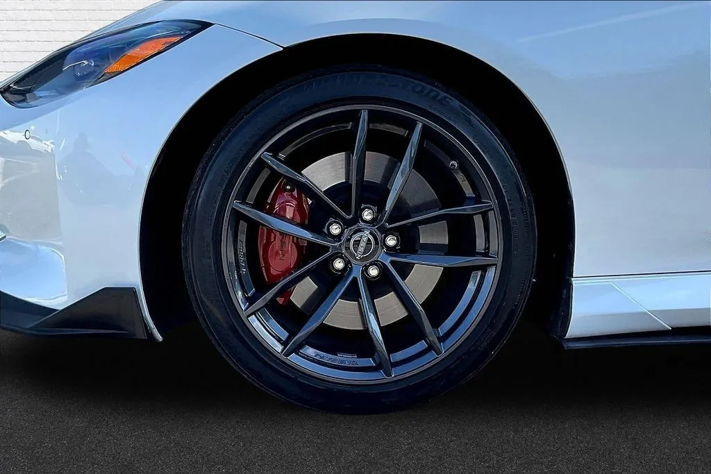 Nissan Z photo 26