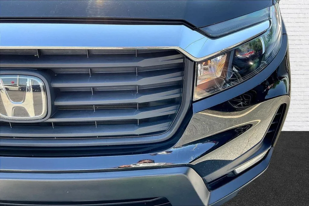 Honda Ridgeline photo 28