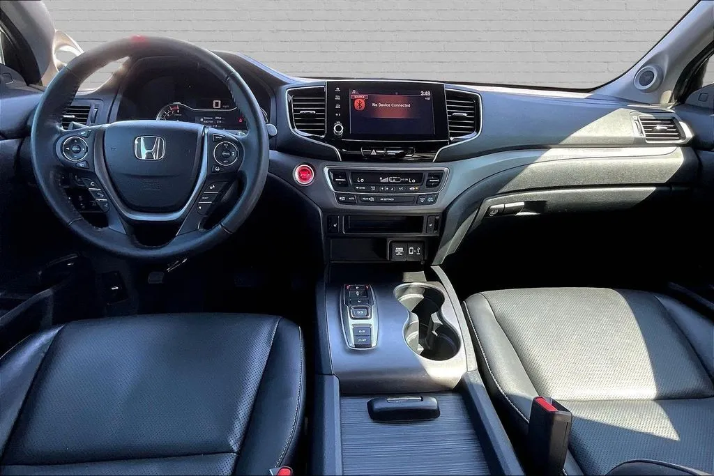 Honda Ridgeline photo 7