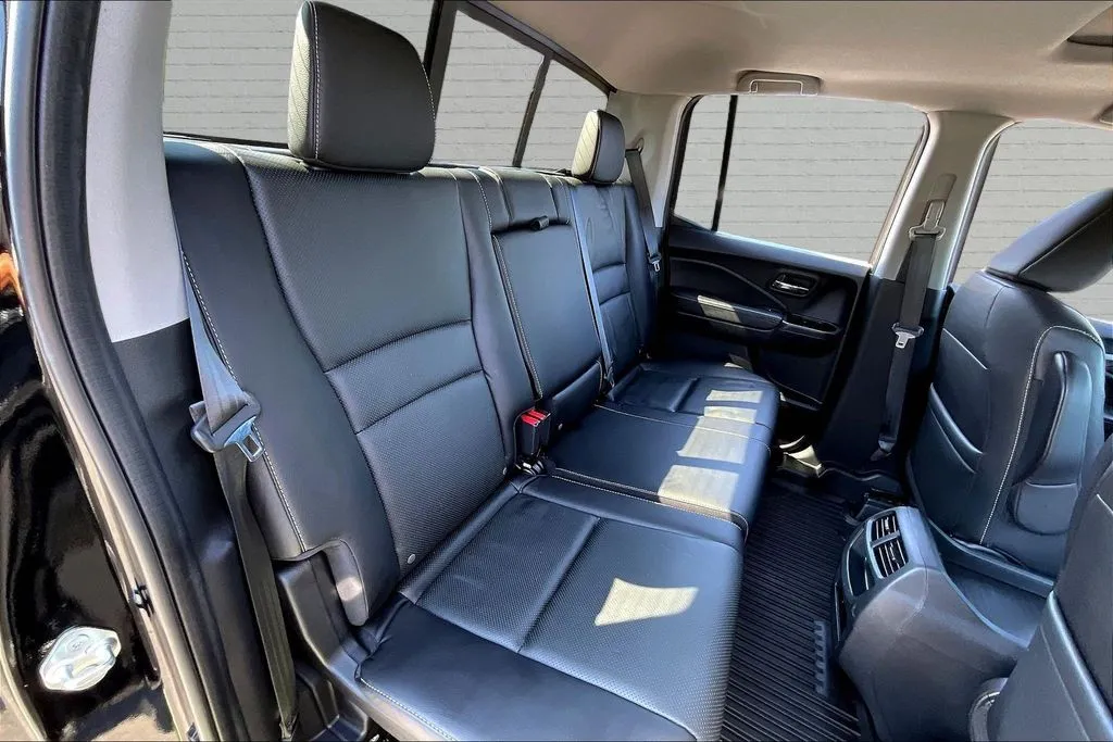 Honda Ridgeline photo 22