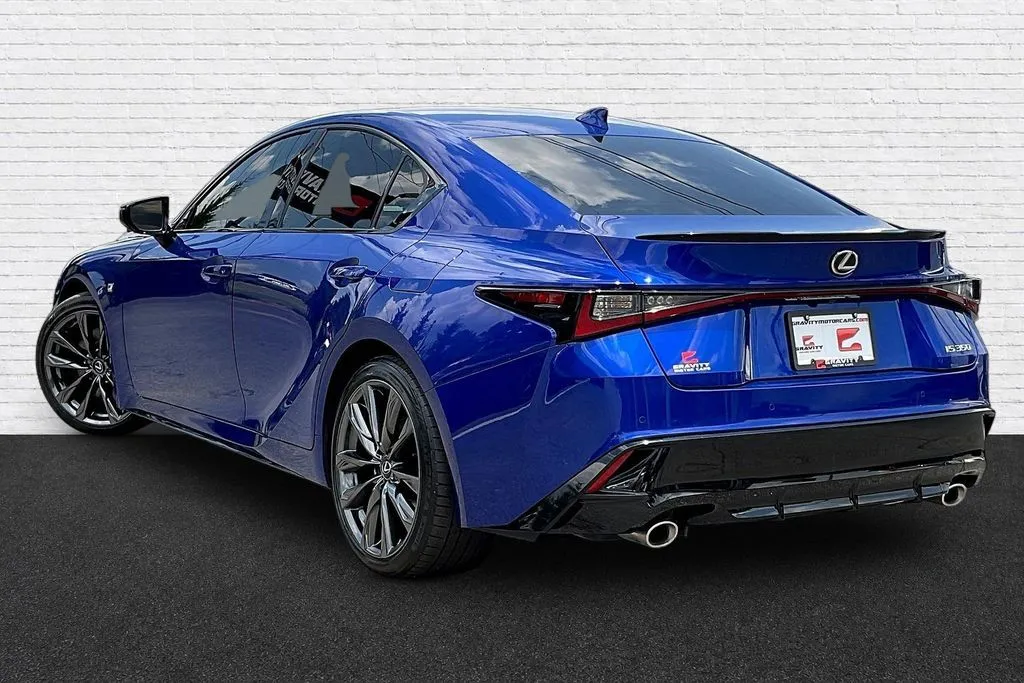Lexus IS photo 4