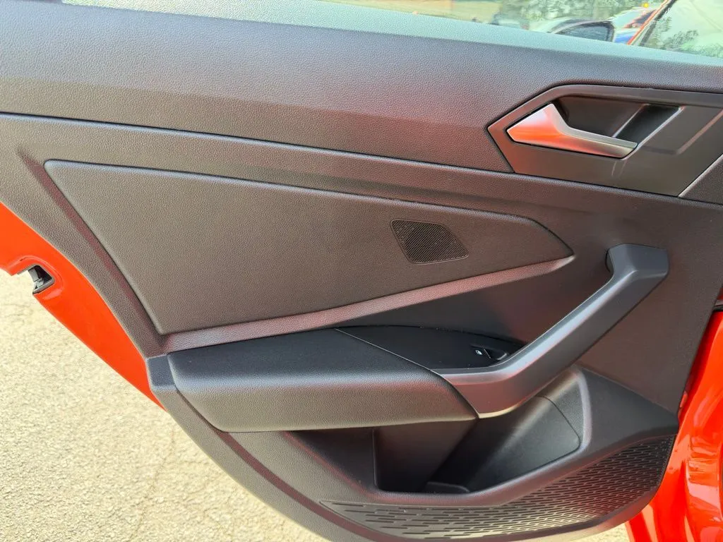 Volkswagen Jetta photo 26