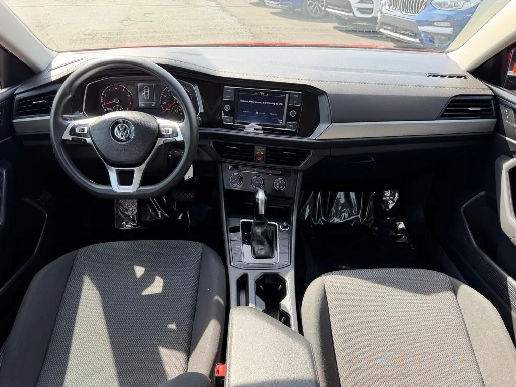 Volkswagen Jetta photo 23