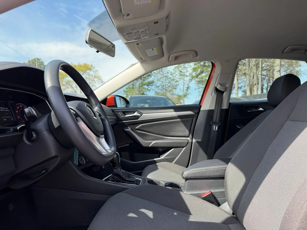 Volkswagen Jetta photo 10