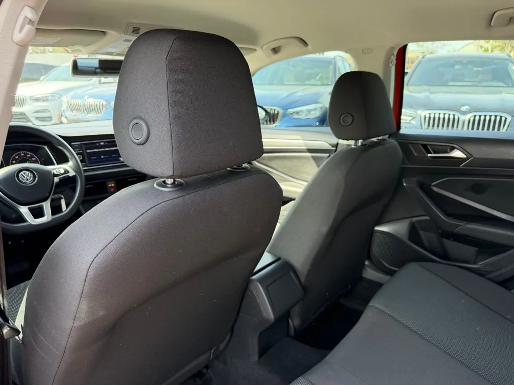 Volkswagen Jetta photo 20