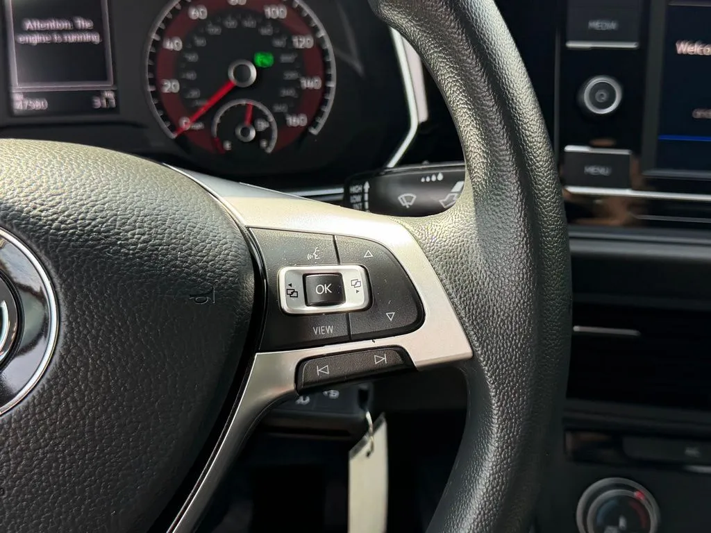 Volkswagen Jetta photo 16