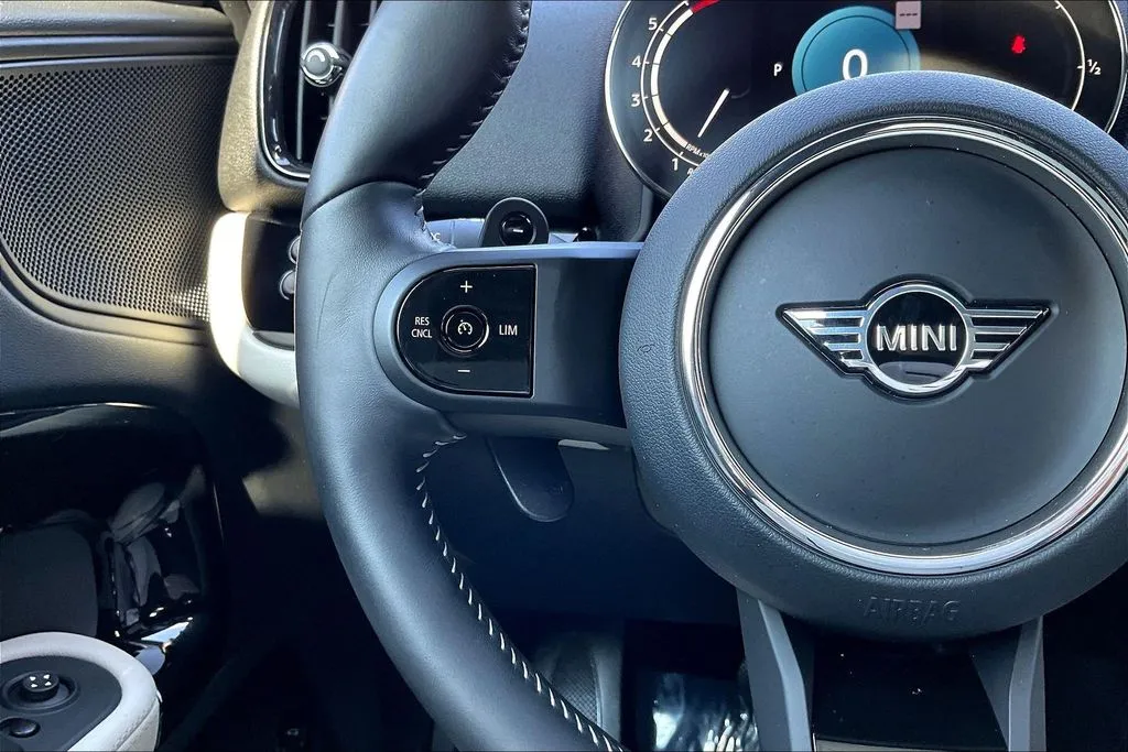 Mini Cooper S Countryman photo 10