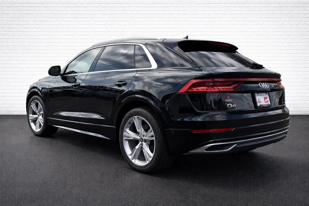 Audi Q8 photo 6