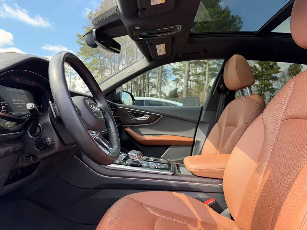 Audi Q8 photo 10