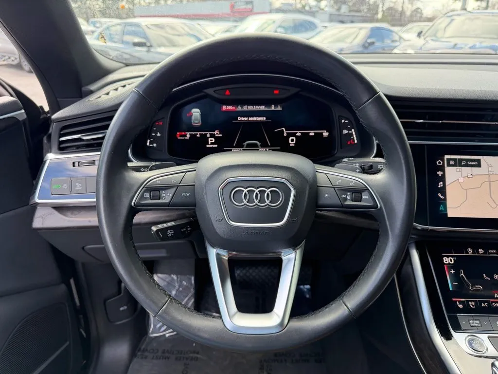 Audi Q8 photo 16