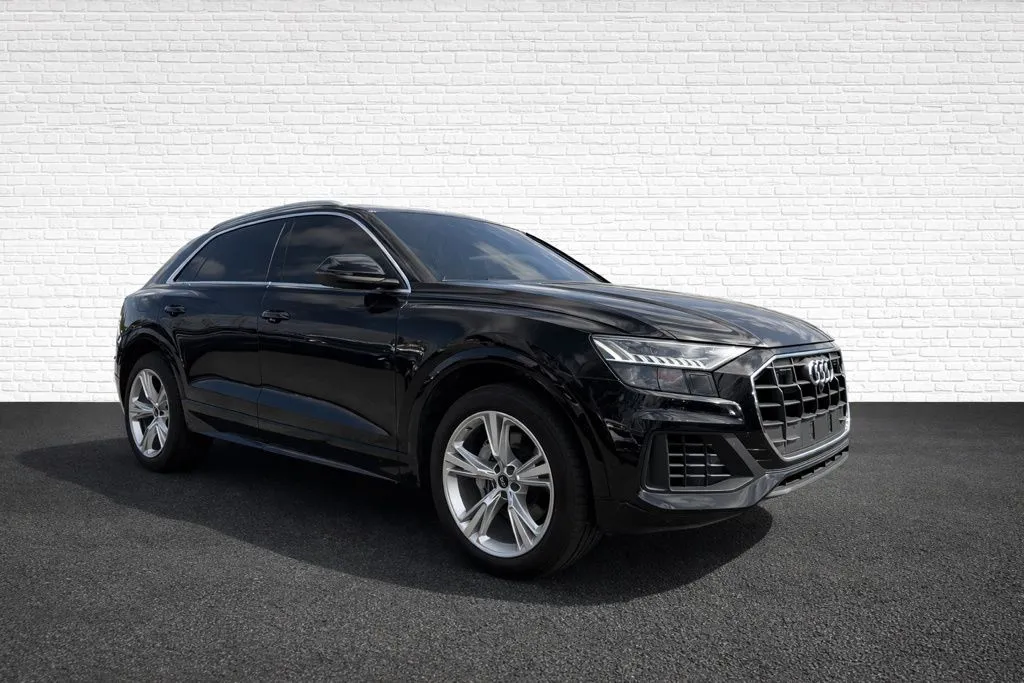 Audi Q8 photo 3