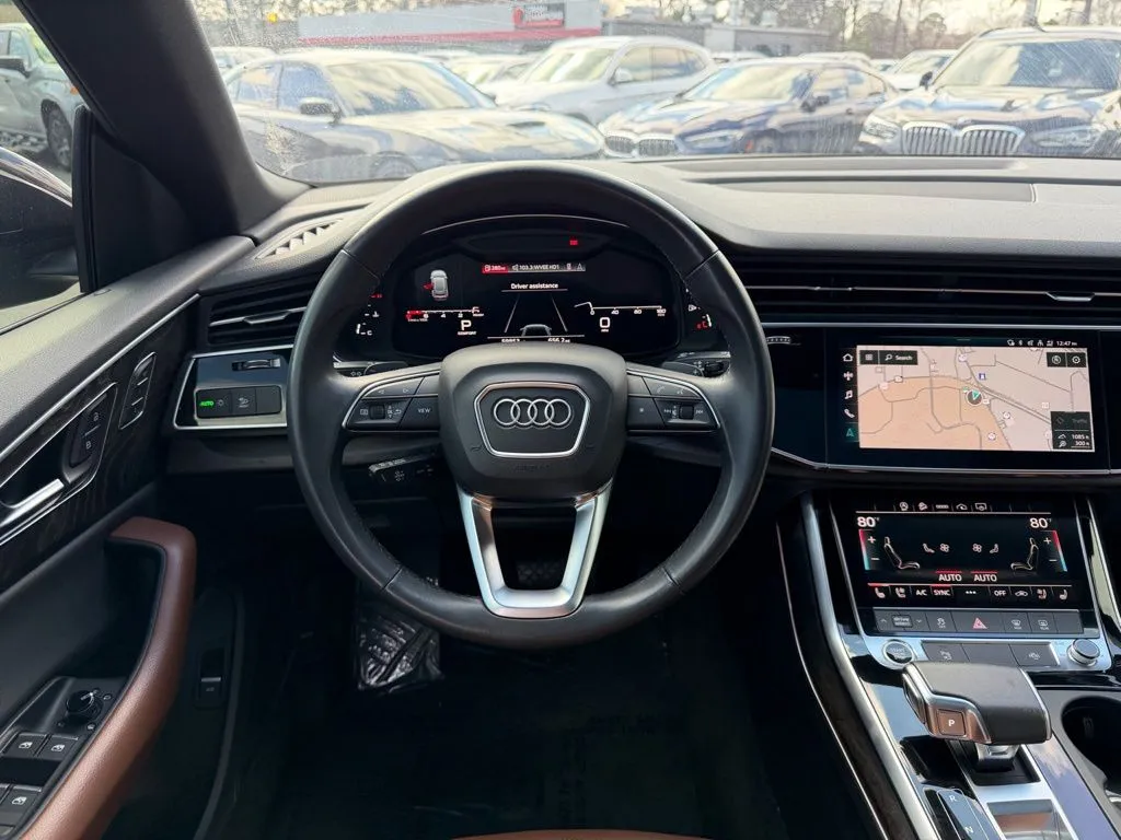 Audi Q8 photo 28