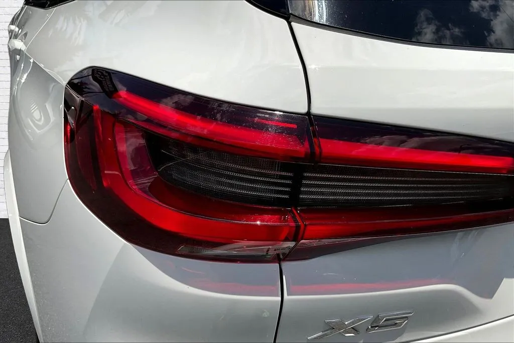 BMW X5 photo 14