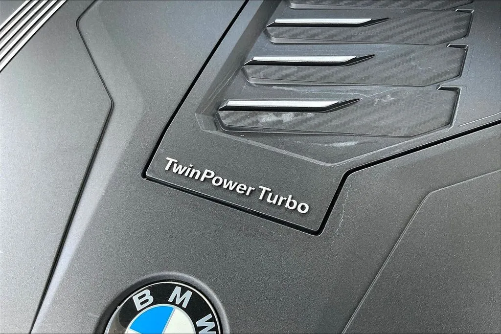 BMW X5 photo 22